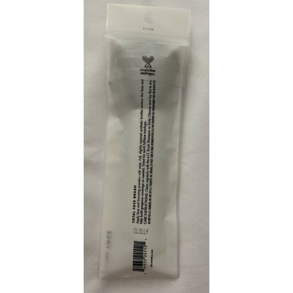 e.l.f. Total Face Brush Set of 2 Cruelty Free Vegan New in Box - Picture 4 of 8
